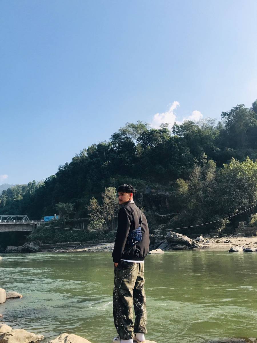 Needed a. Flat or 3 rooms