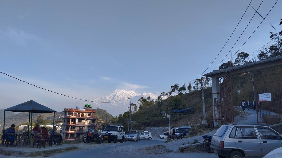 Flat needed 1bhk or 2 room kitchen vako ani personal bathroom