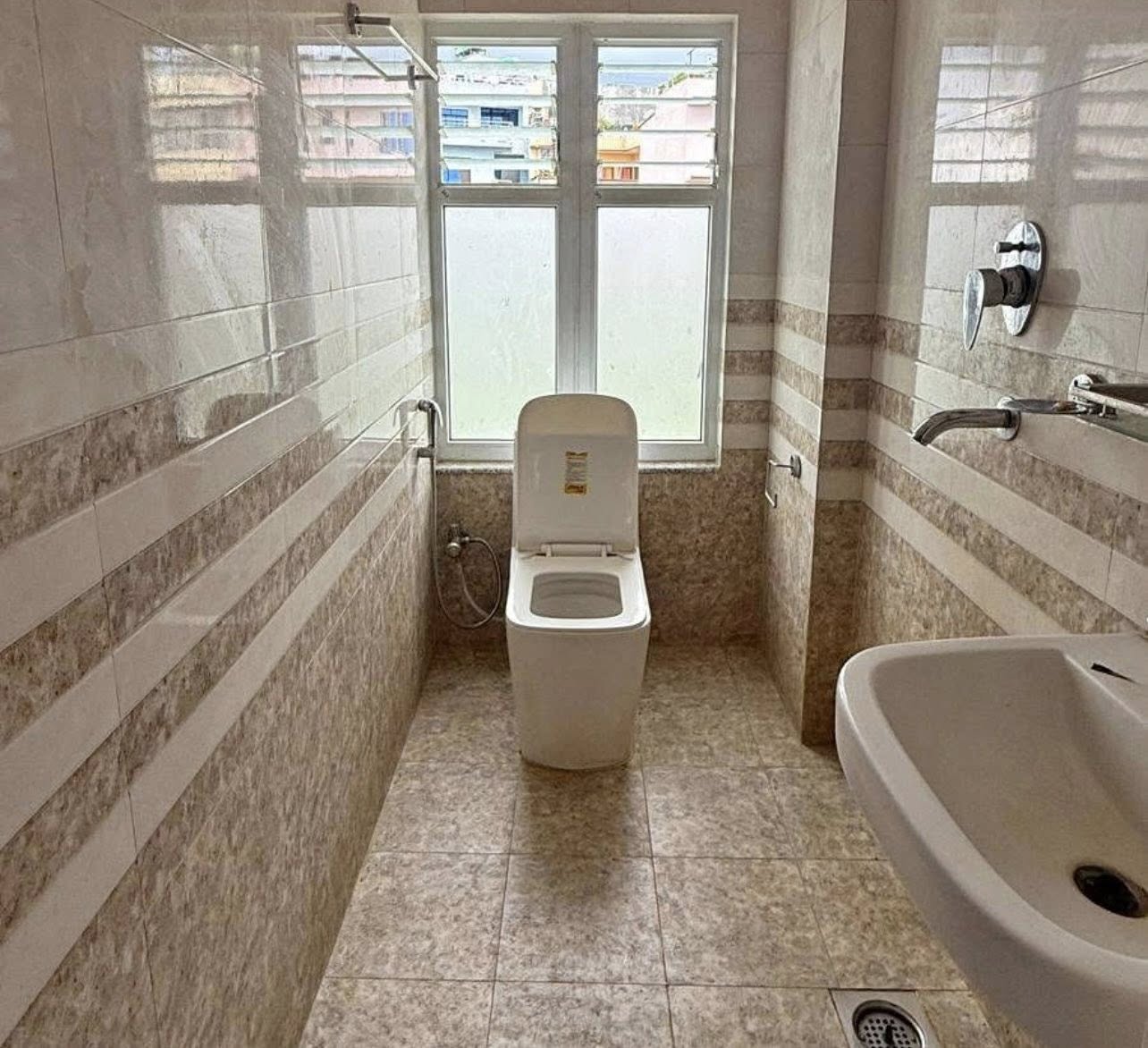Flat for rent : 2 bedroom 1 kitchen toilet bathroom