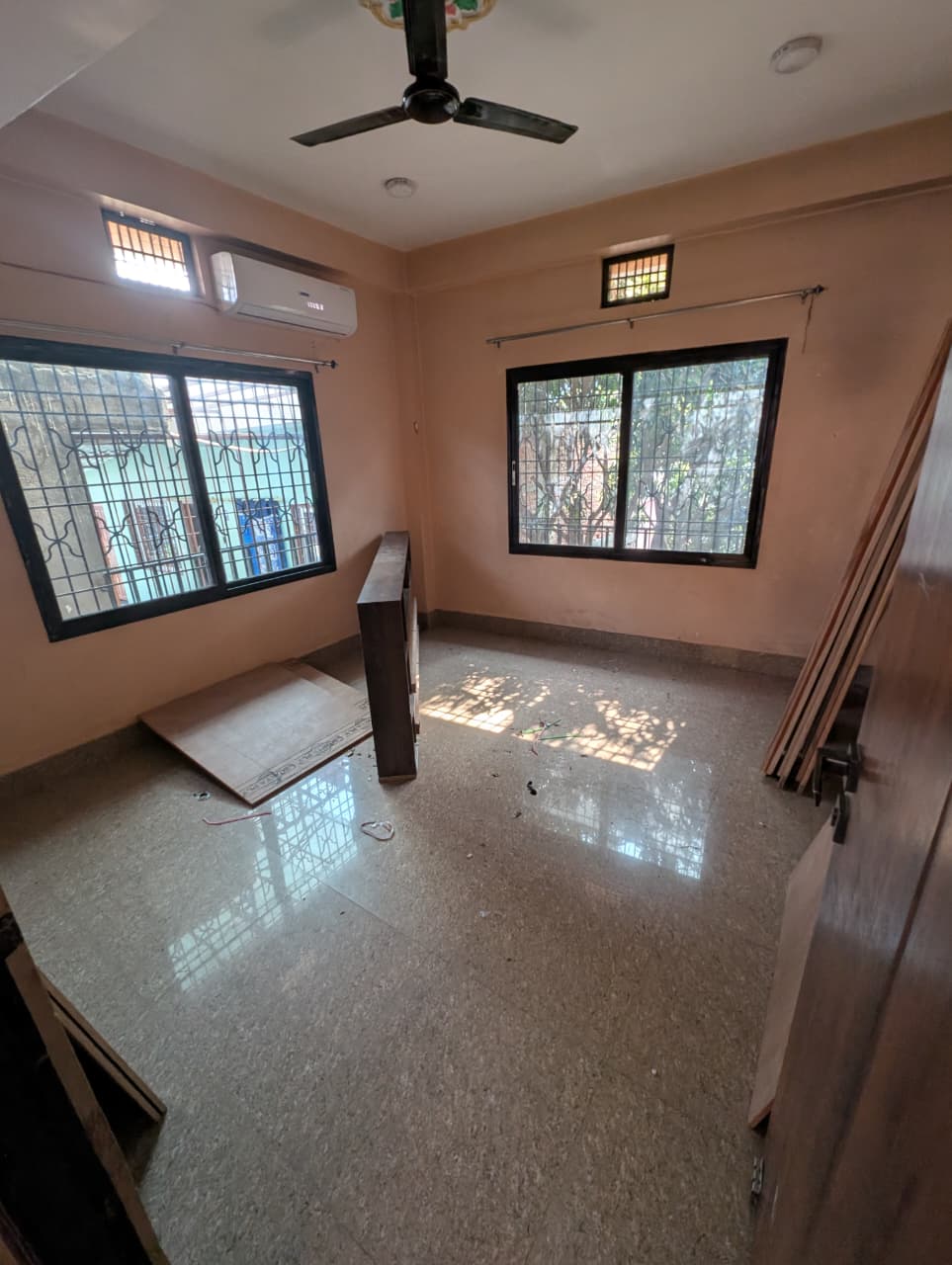 A comfortable and spacious house is available for rent in Tapsi Chowk, Janakpurdham (5 min walking distance from Zeromile)