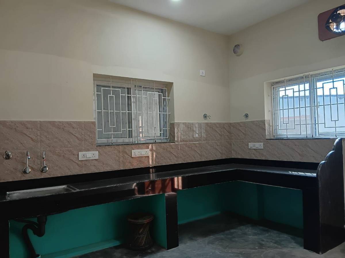 #2BHK Flat Available