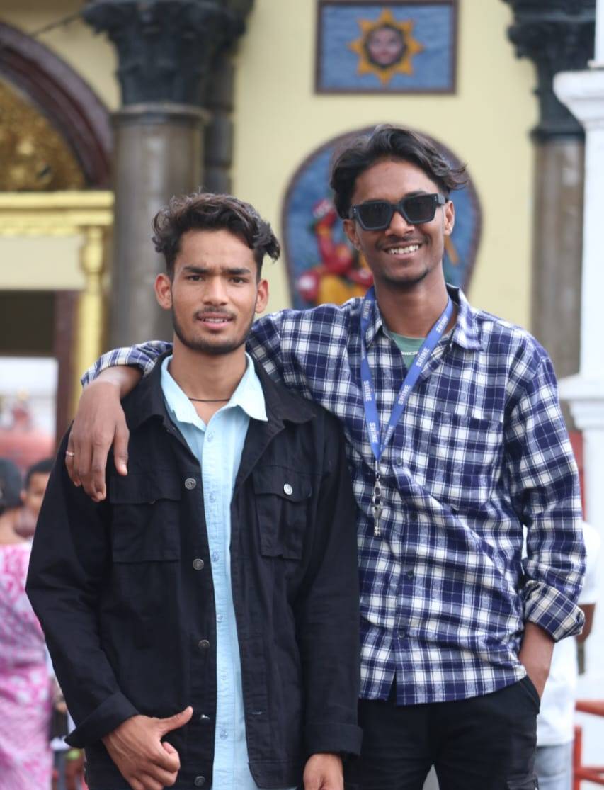 1 room needed for girls